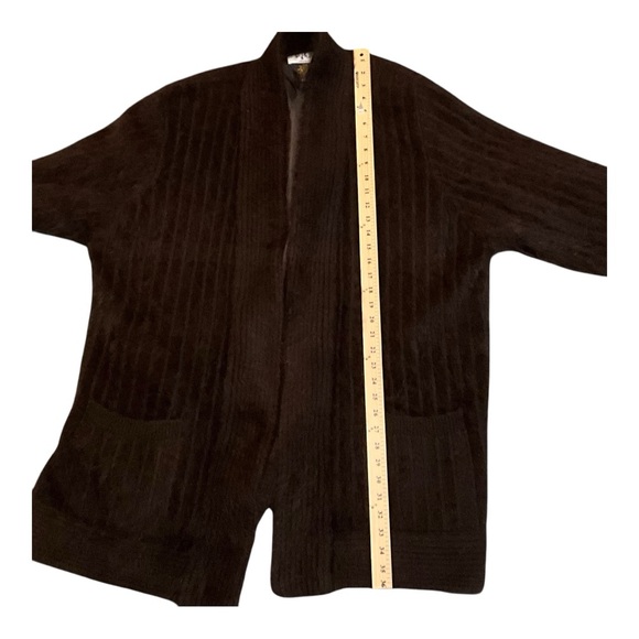 VNTG Angora Mobwife Fuzzy Open Front Coat - Picture 16 of 16